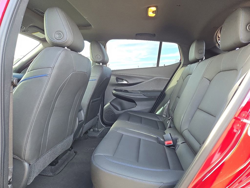 Used 2024 Buick Envista Sport Touring w/ Convenience I Package image 16