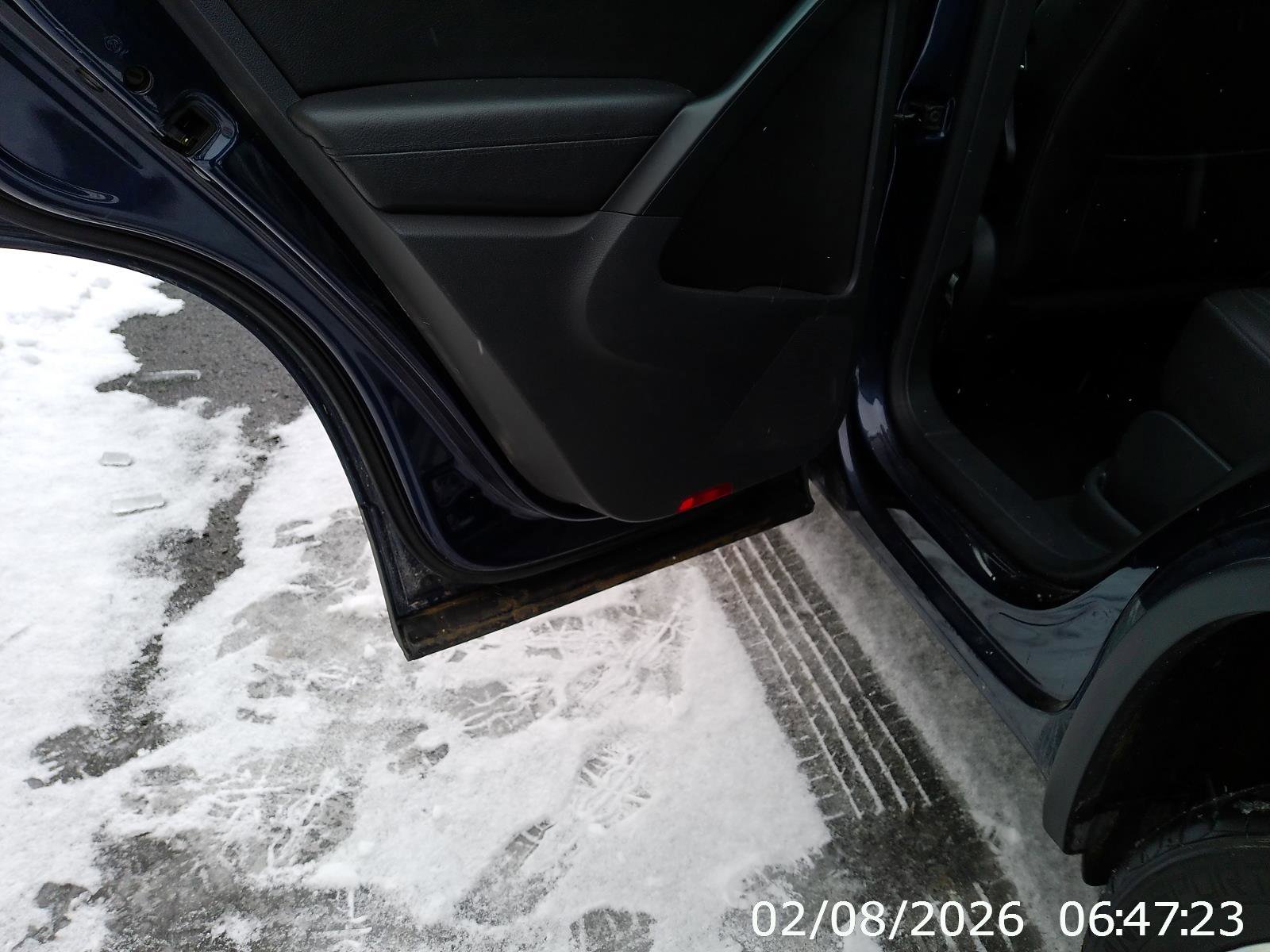 Used 2014 Volkswagen Tiguan SE image 27