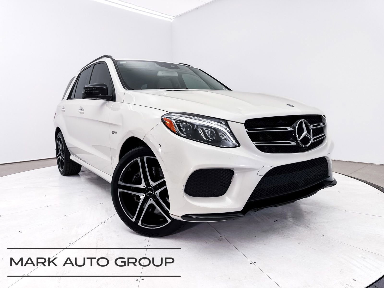 Used 2017 Mercedes-Benz GLE 43 AMG 4MATIC image 1