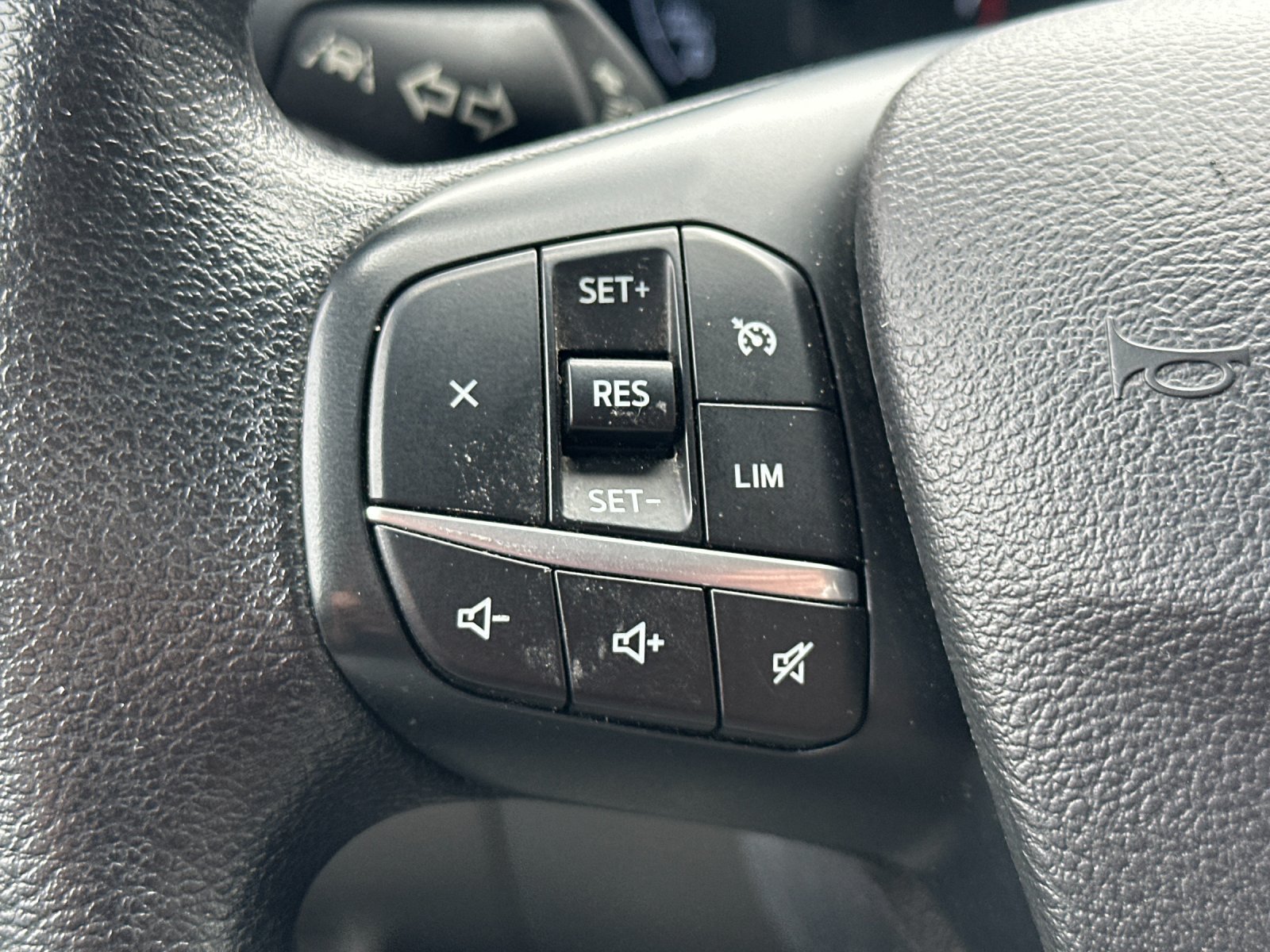 Certified 2023 Ford Transit 350 XLT RWD image 26