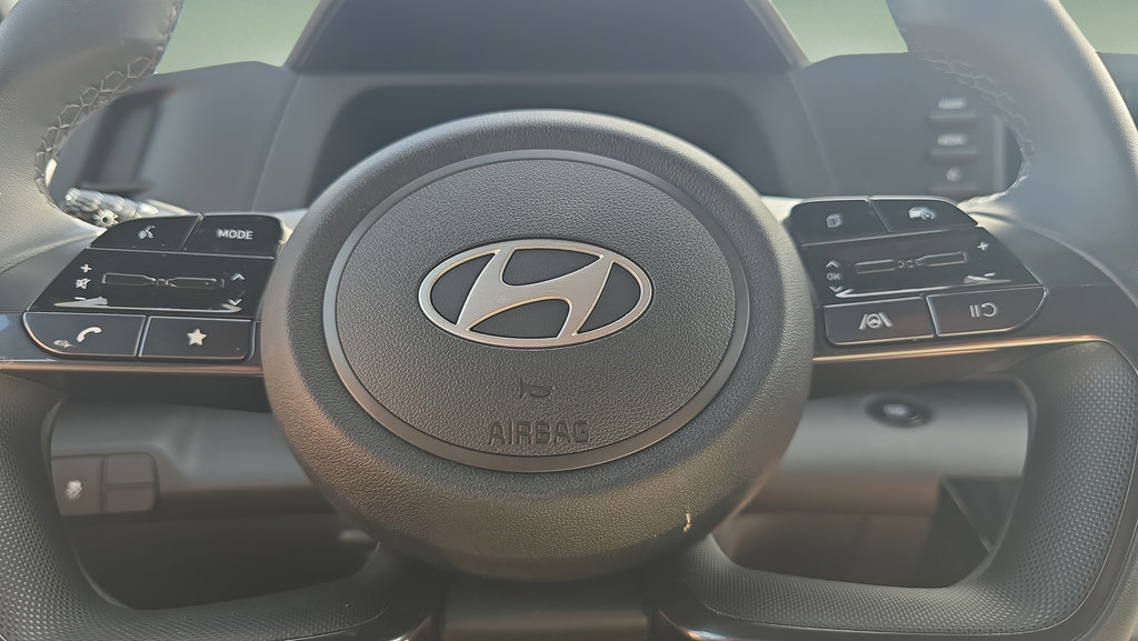 Certified 2026 Hyundai Elantra Sport FWD image 12