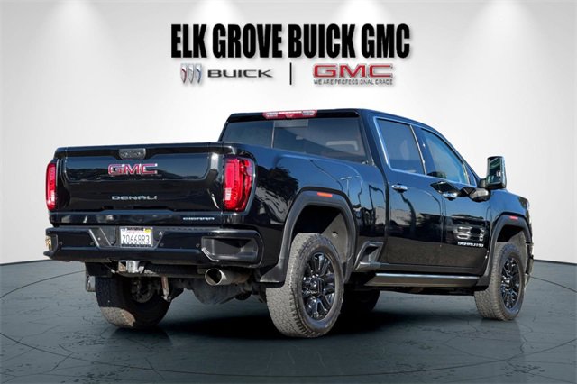 Used 2023 GMC Sierra 3500 Denali w/ Denali Black Diamond Edition image 4