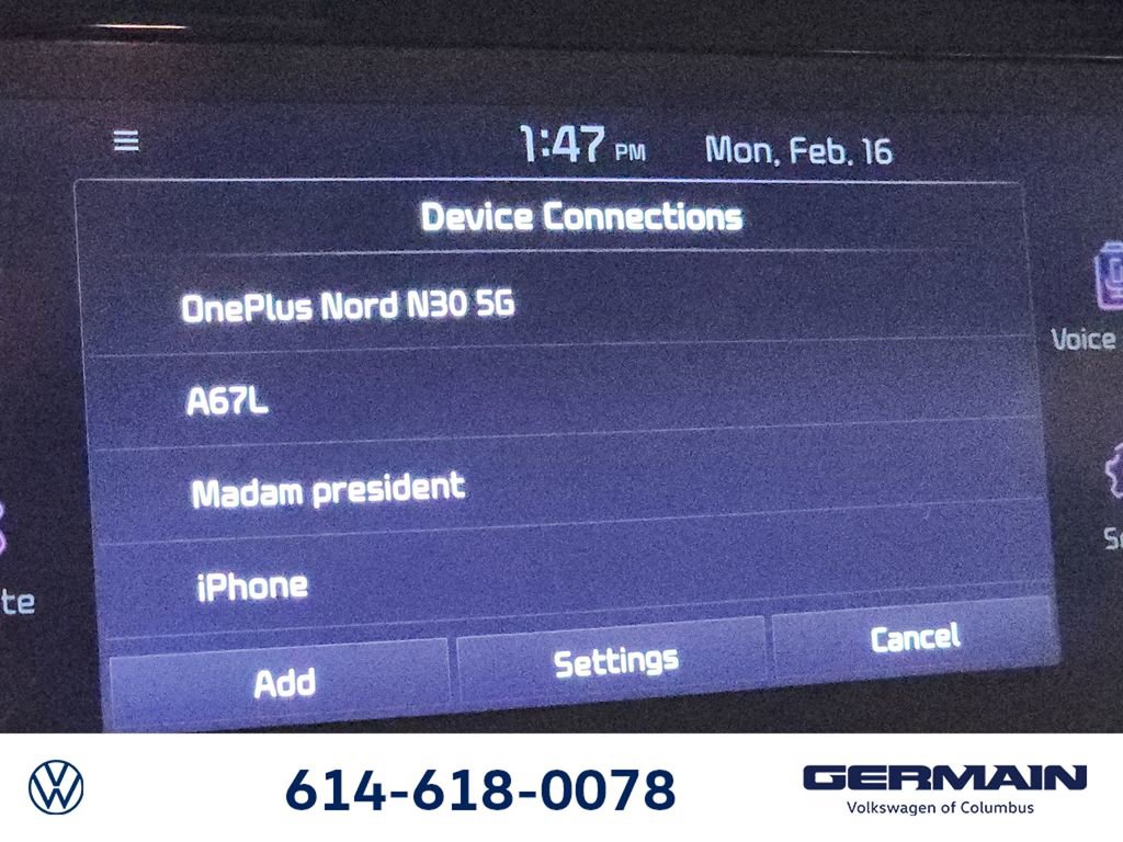 Used 2022 Kia Niro EX image 34