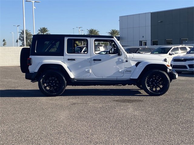 Used 2023 Jeep Wrangler Unlimited Sahara image 27