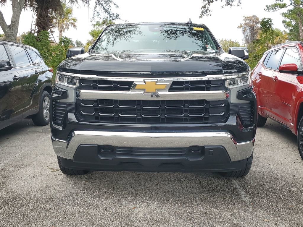 Used 2023 Chevrolet Silverado 1500 LT image 2