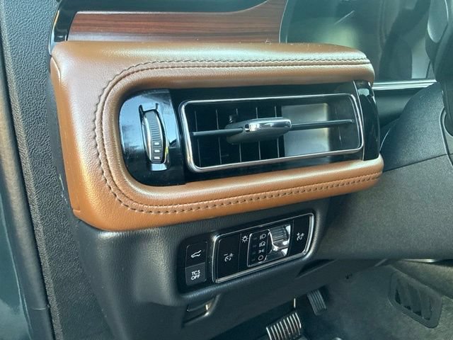 Used 2023 Lincoln Nautilus Reserve w/ Equipment Group 201A AWD/4WD image 19