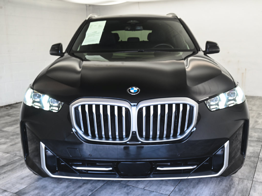 Used 2025 BMW X5 xDrive40i AWD/4WD image 2