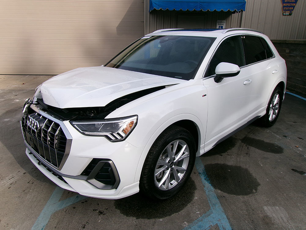 Used 2023 Audi Q3 2.0T Premium Plus w/ Premium Plus Package image 1