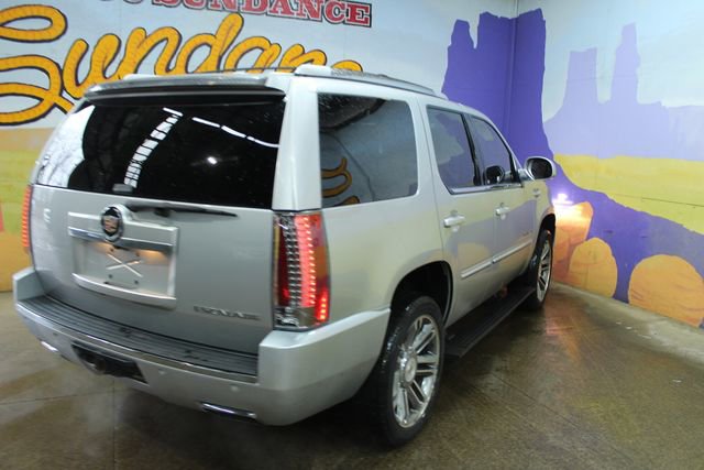 Used 2013 Cadillac Escalade Premium image 8