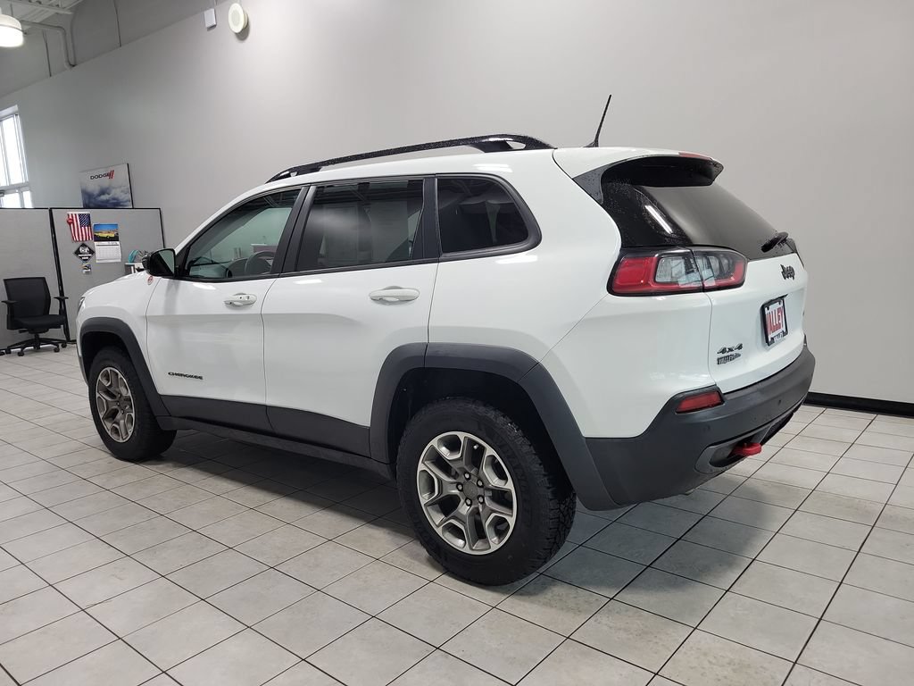 Used 2022 Jeep Cherokee Trailhawk w/ Premium Leather Package AWD/4WD image 9