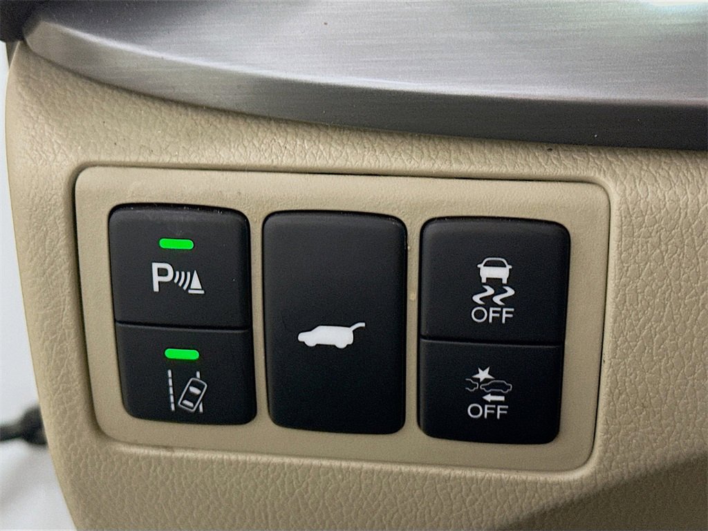 Used 2017 Acura RDX AWD w/ Advance Package image 11