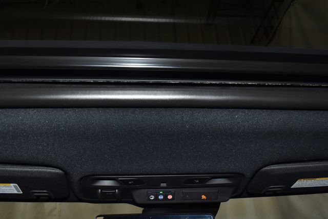 Used 2020 Chevrolet Camaro SS image 19