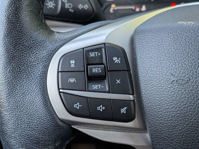 Used 2022 Ford Explorer XLT w/ Equipment Group 202A RWD image 29