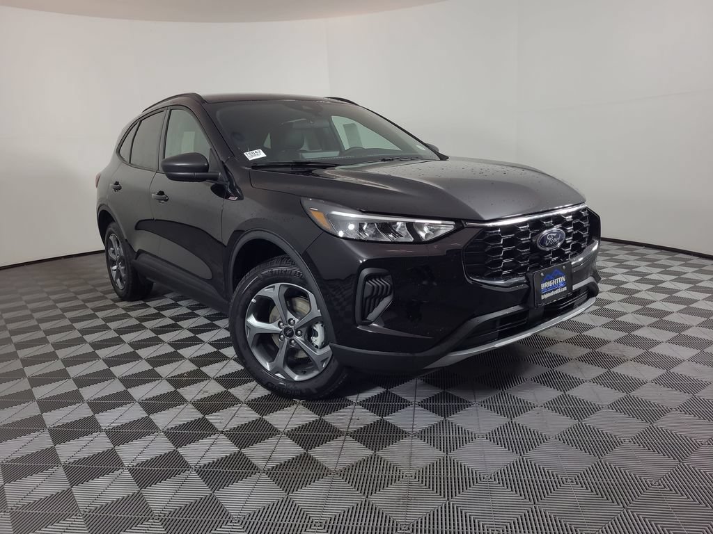 New 2026 Ford Escape ST-Line w/ Tech Pack #1 AWD/4WD image 1