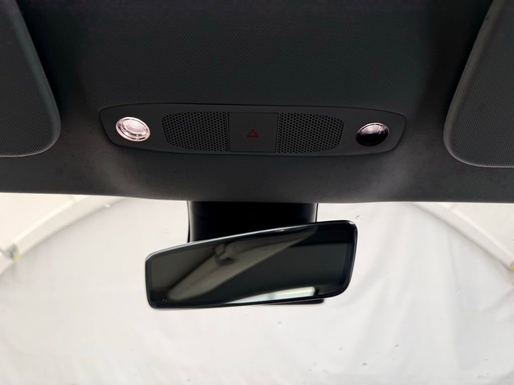 Used 2021 Tesla Model 3 Standard Range Plus image 36