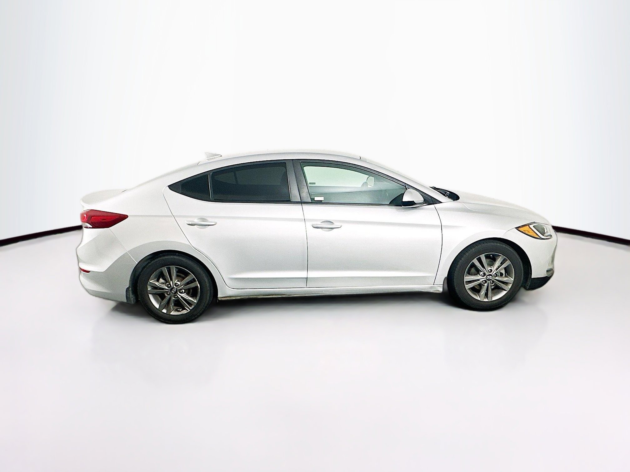 Used 2018 Hyundai Elantra SEL w/ Cargo Package FWD image 10