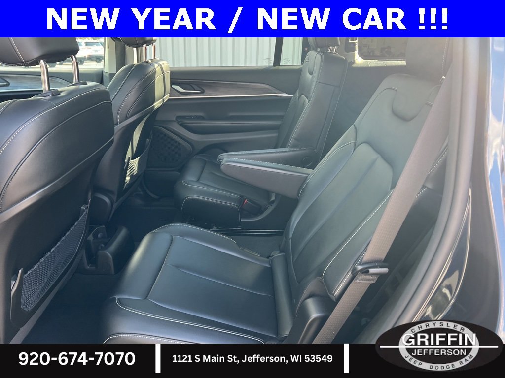 Used 2024 Jeep Grand Cherokee L Limited image 15