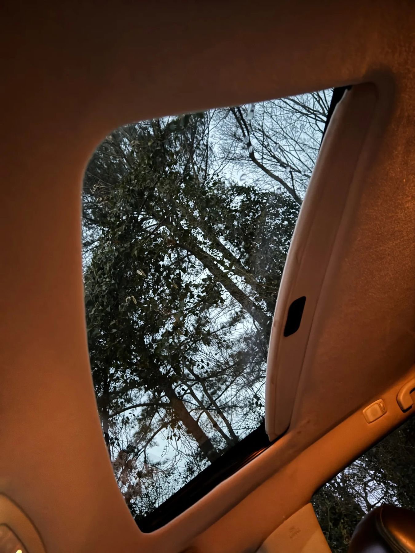 Used 2013 Nissan Pathfinder Platinum image 12