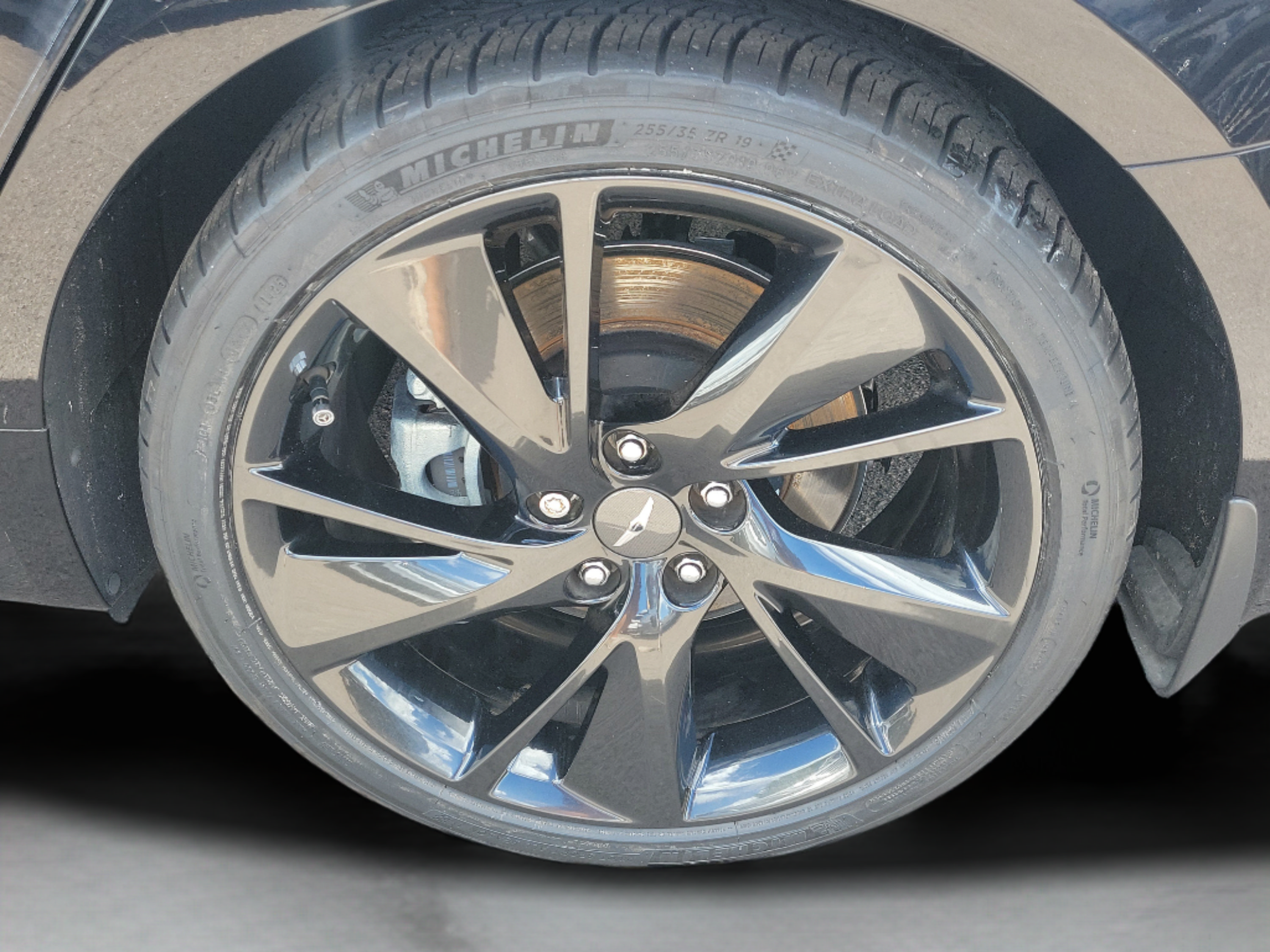 Used 2023 Genesis G70 2.0T w/ Sport Prestige Package RWD image 28