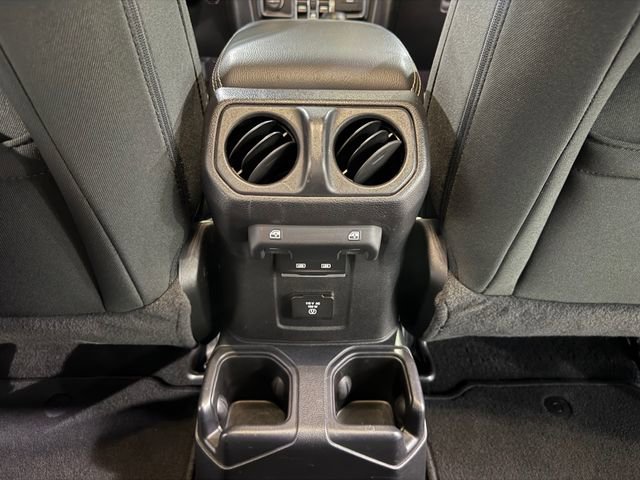 Used 2021 Jeep Wrangler Unlimited Sahara w/ Uconnect 4C Nav & Sound Group image 27