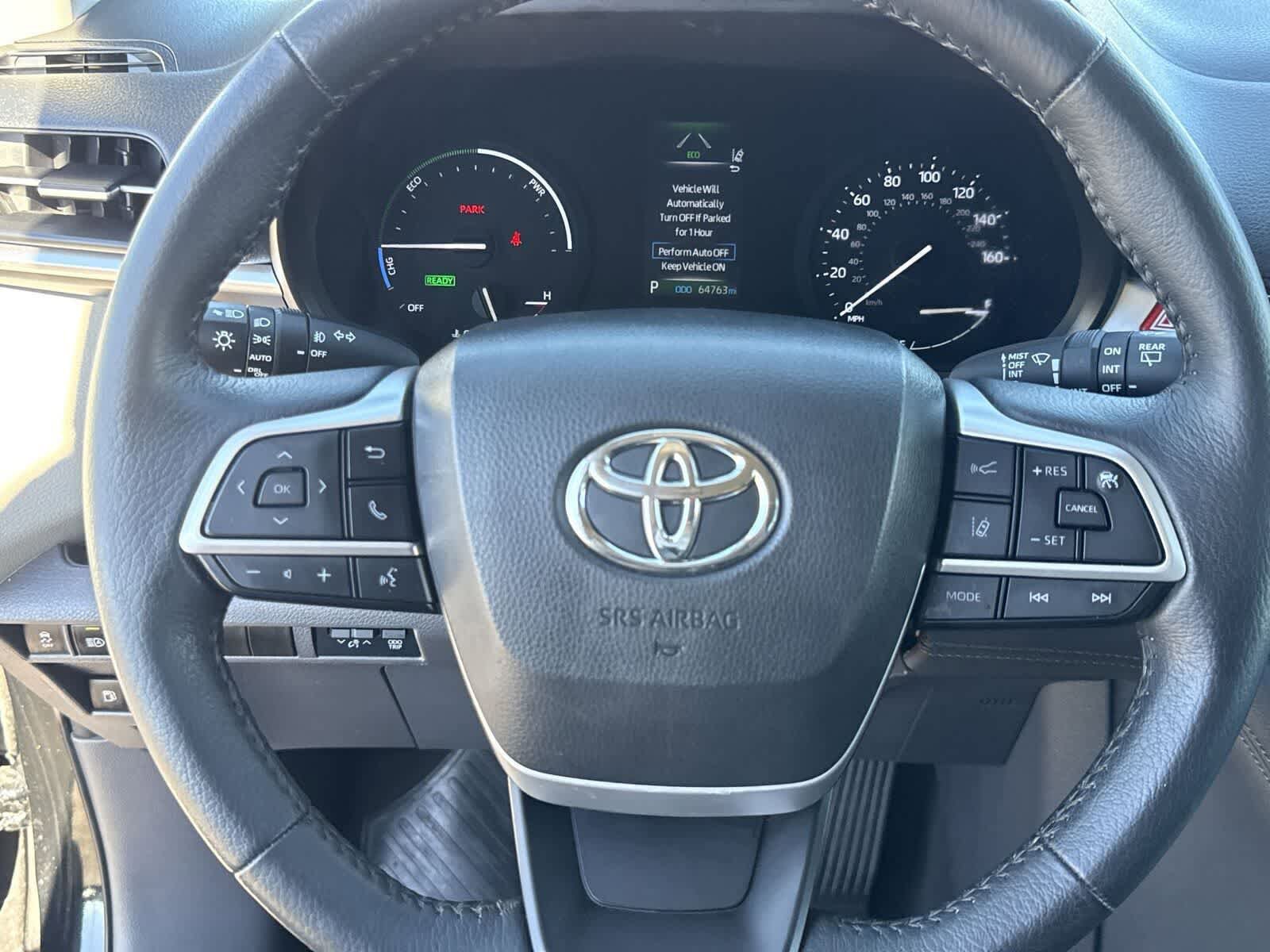 Used 2024 Toyota Sienna XLE FWD image 26