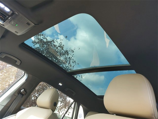 New 2026 Volkswagen Atlas Cross Sport SE image 18