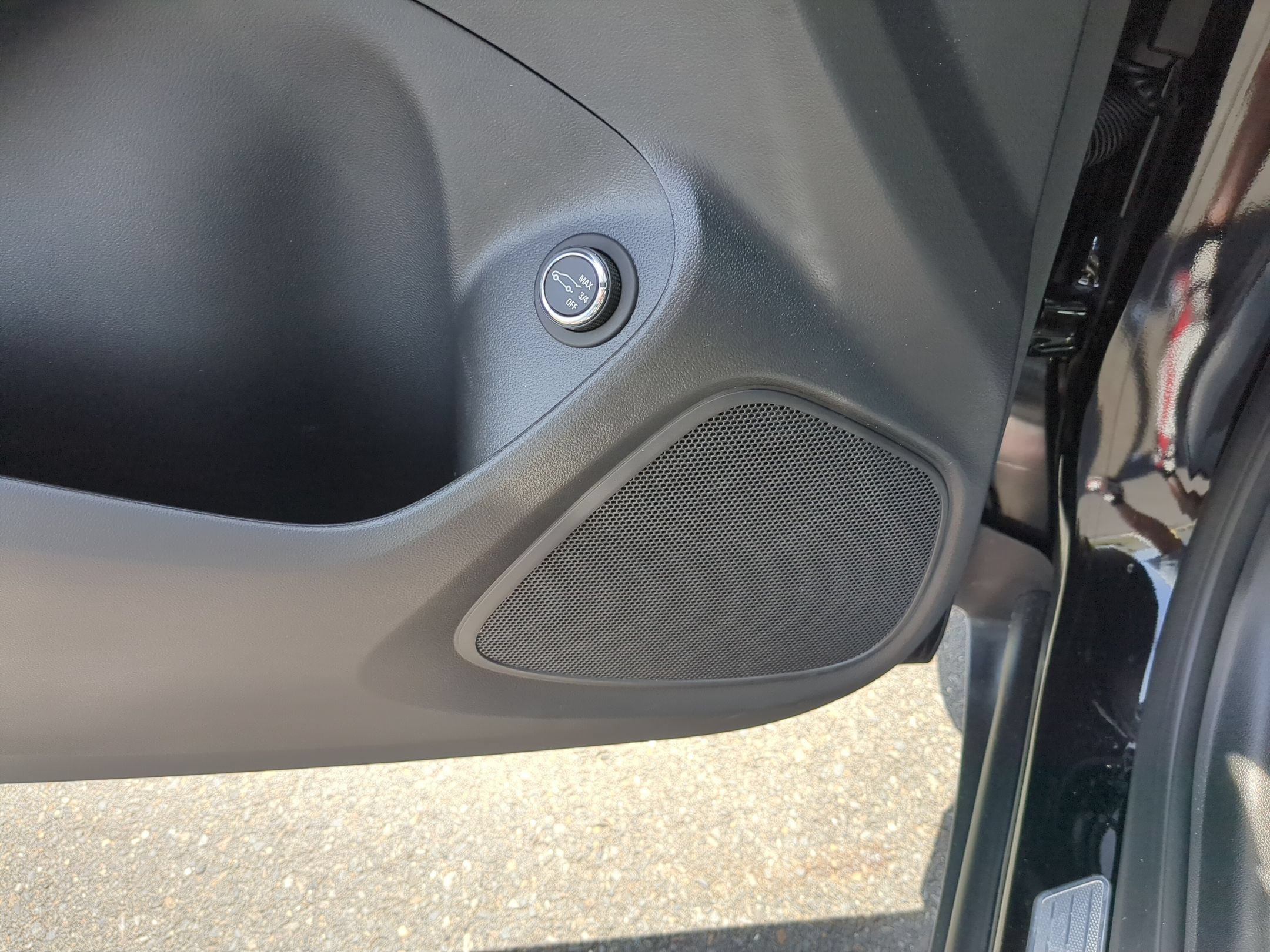Certified 2023 Buick Encore GX Select AWD/4WD image 21