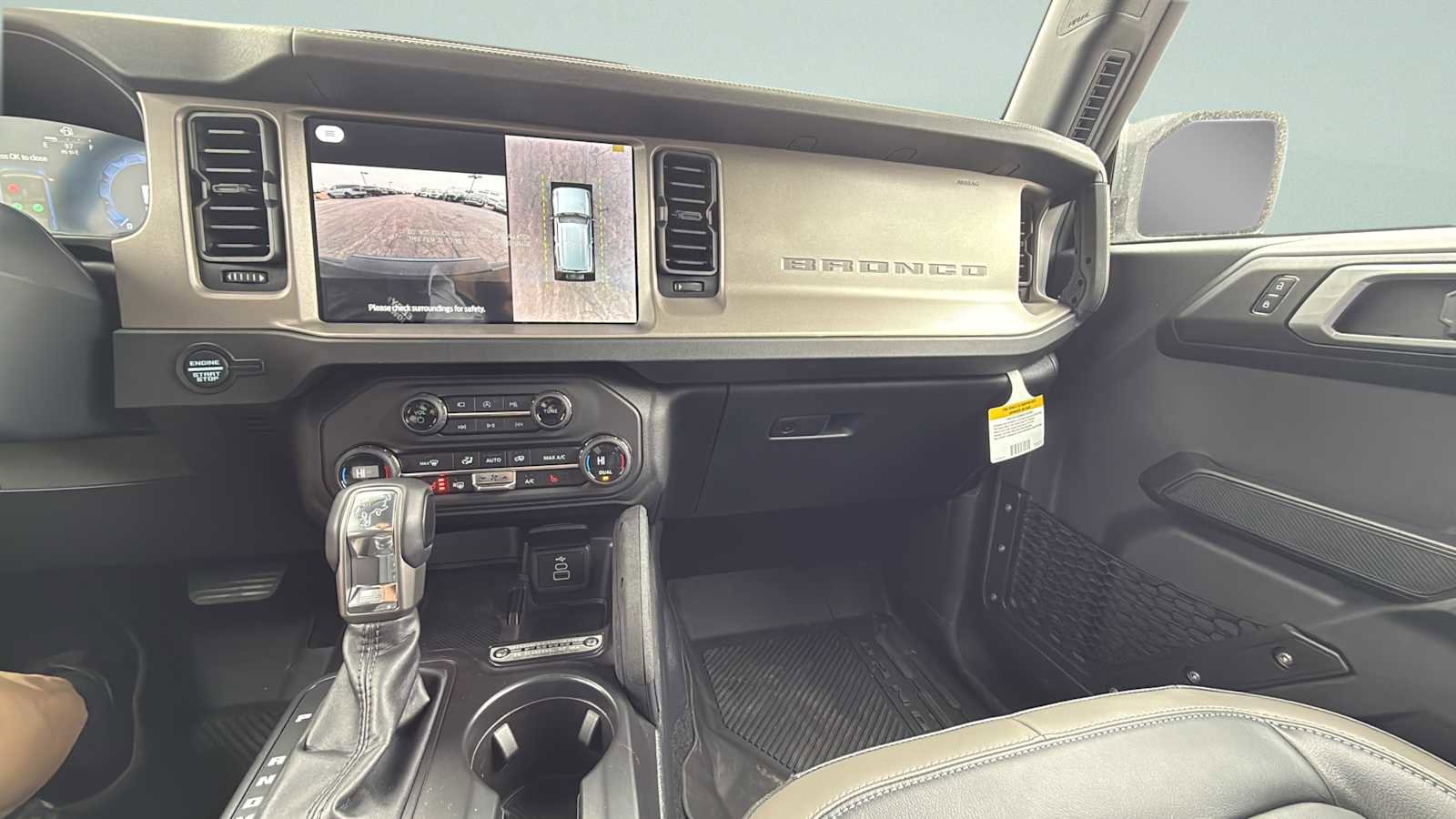 New 2026 Ford Bronco Outer Banks w/ Sasquatch Package image 26