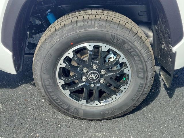 New 2025 Toyota Tundra SR5 image 9