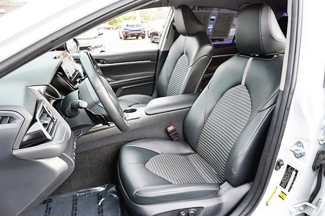 Used 2023 Toyota Camry SE FWD image 14