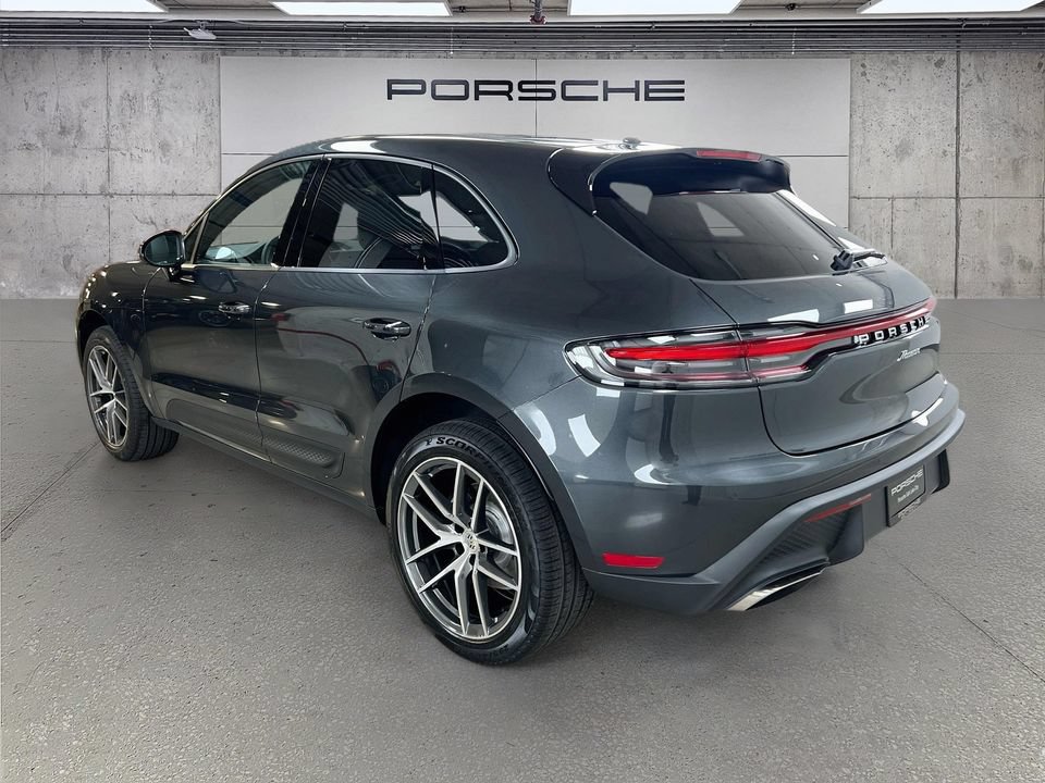 New 2026 Porsche Macan AWD/4WD image 3