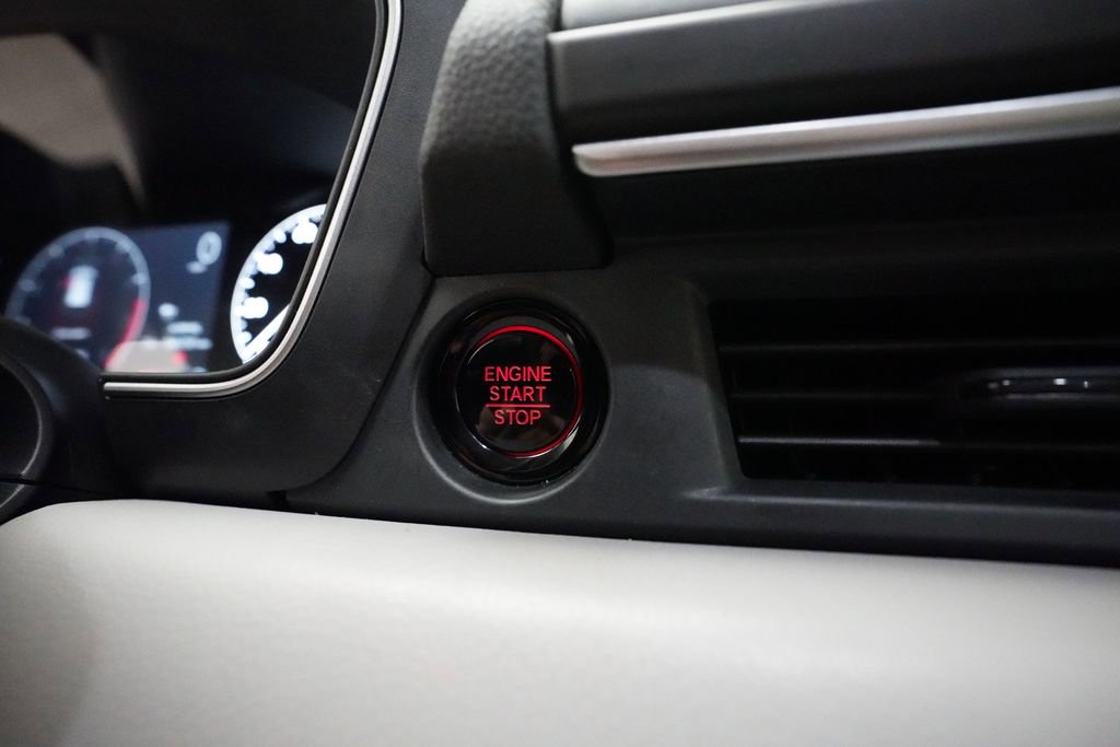 Certified 2023 Honda Pilot LX image 31
