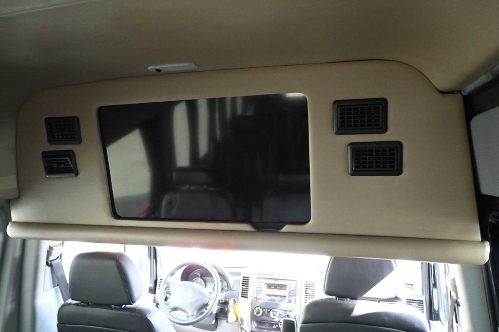 Used 2015 Mercedes-Benz Sprinter 2500 image 17