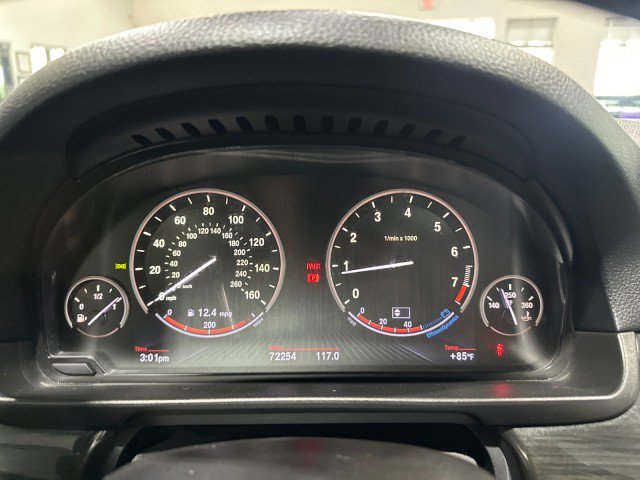 Used 2013 BMW 550i Sedan RWD image 60