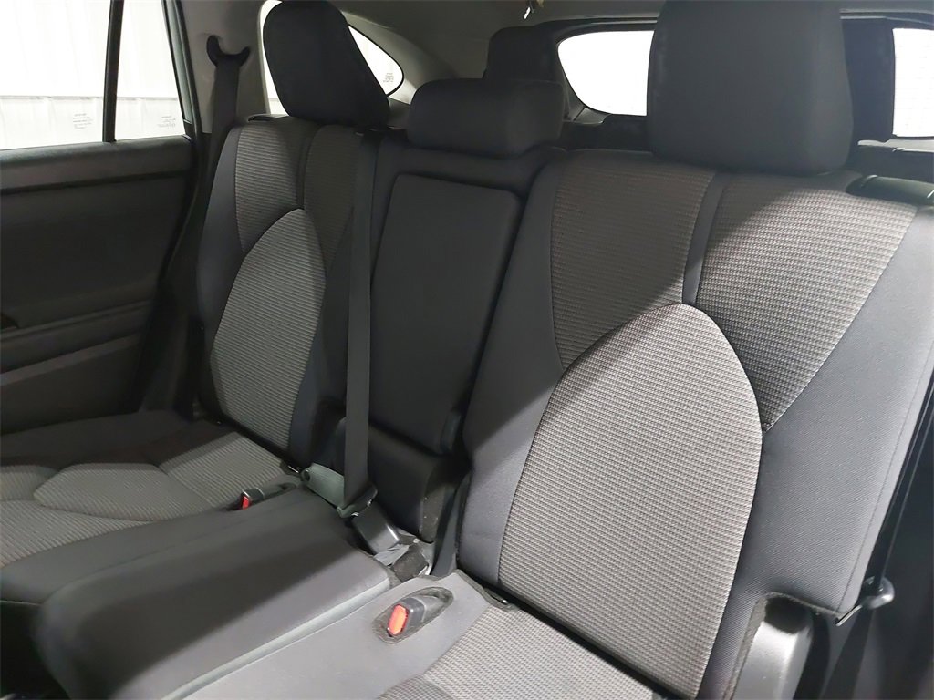 Used 2024 Toyota Highlander LE image 16