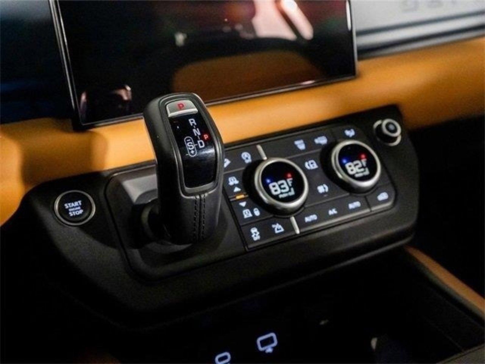 Used 2023 Land Rover Defender 130 X image 35