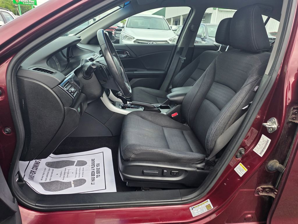 Used 2013 Honda Accord Sport image 9