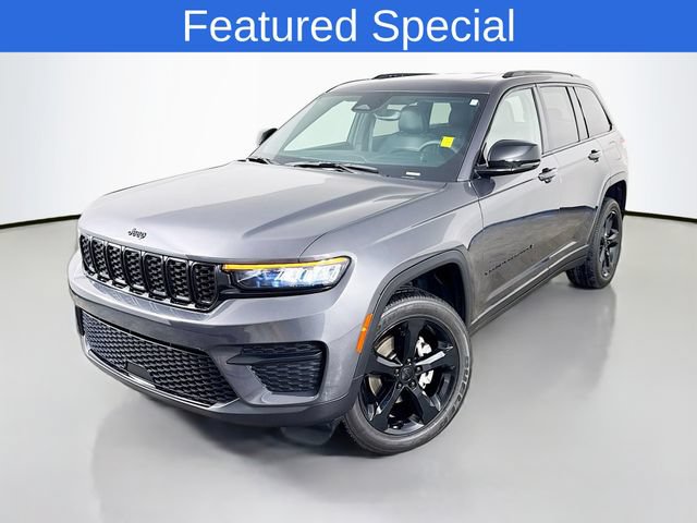Used 2024 Jeep Grand Cherokee Altitude AWD/4WD video 1