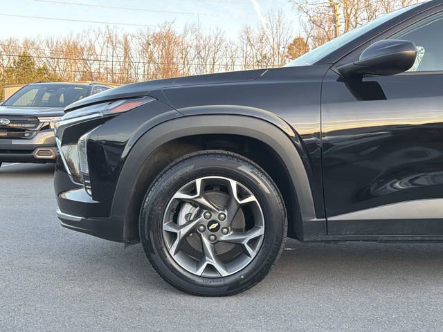 Used 2024 Chevrolet Trax LT image 9