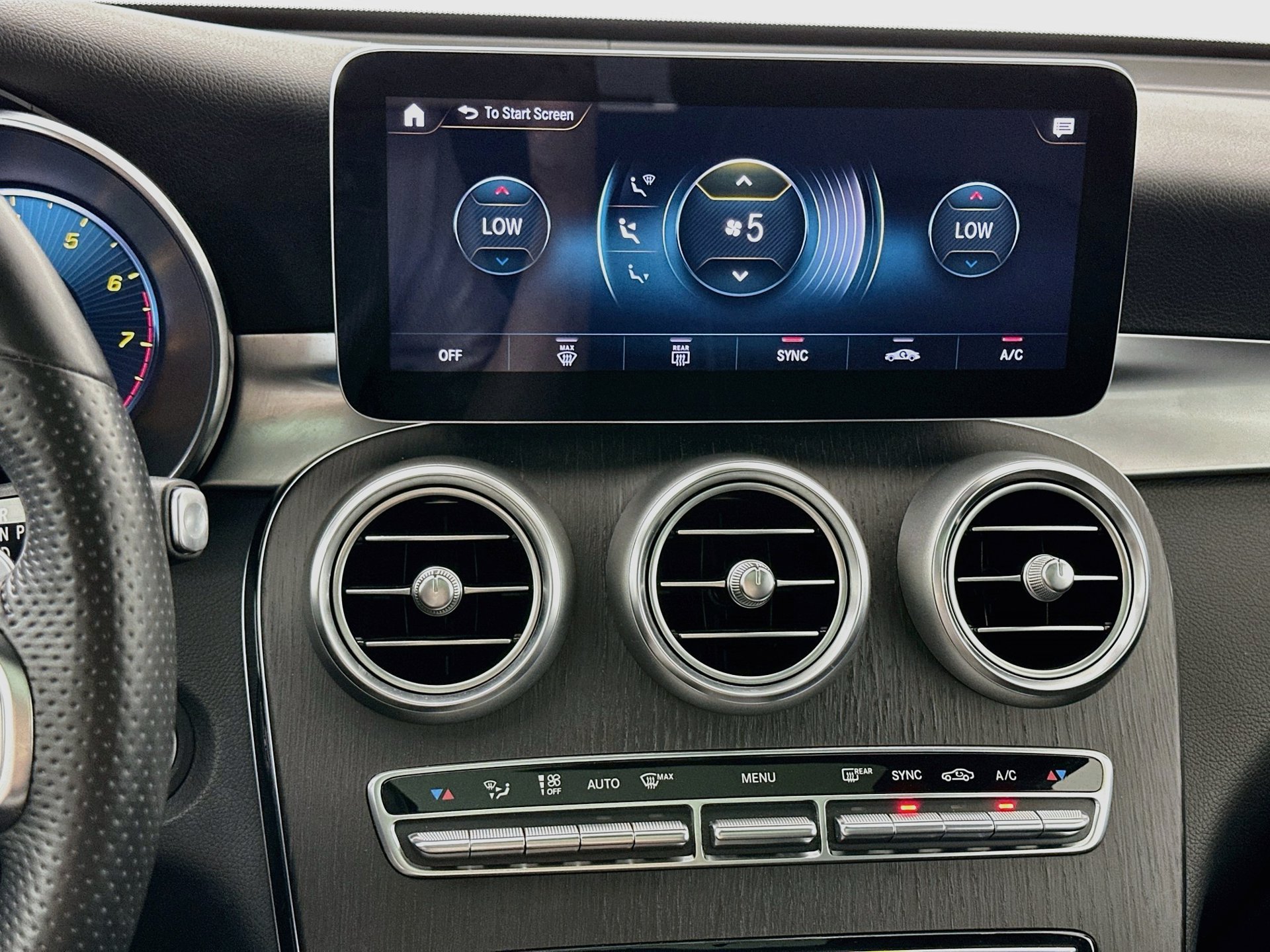 Used 2022 Mercedes-Benz GLC 300 image 16