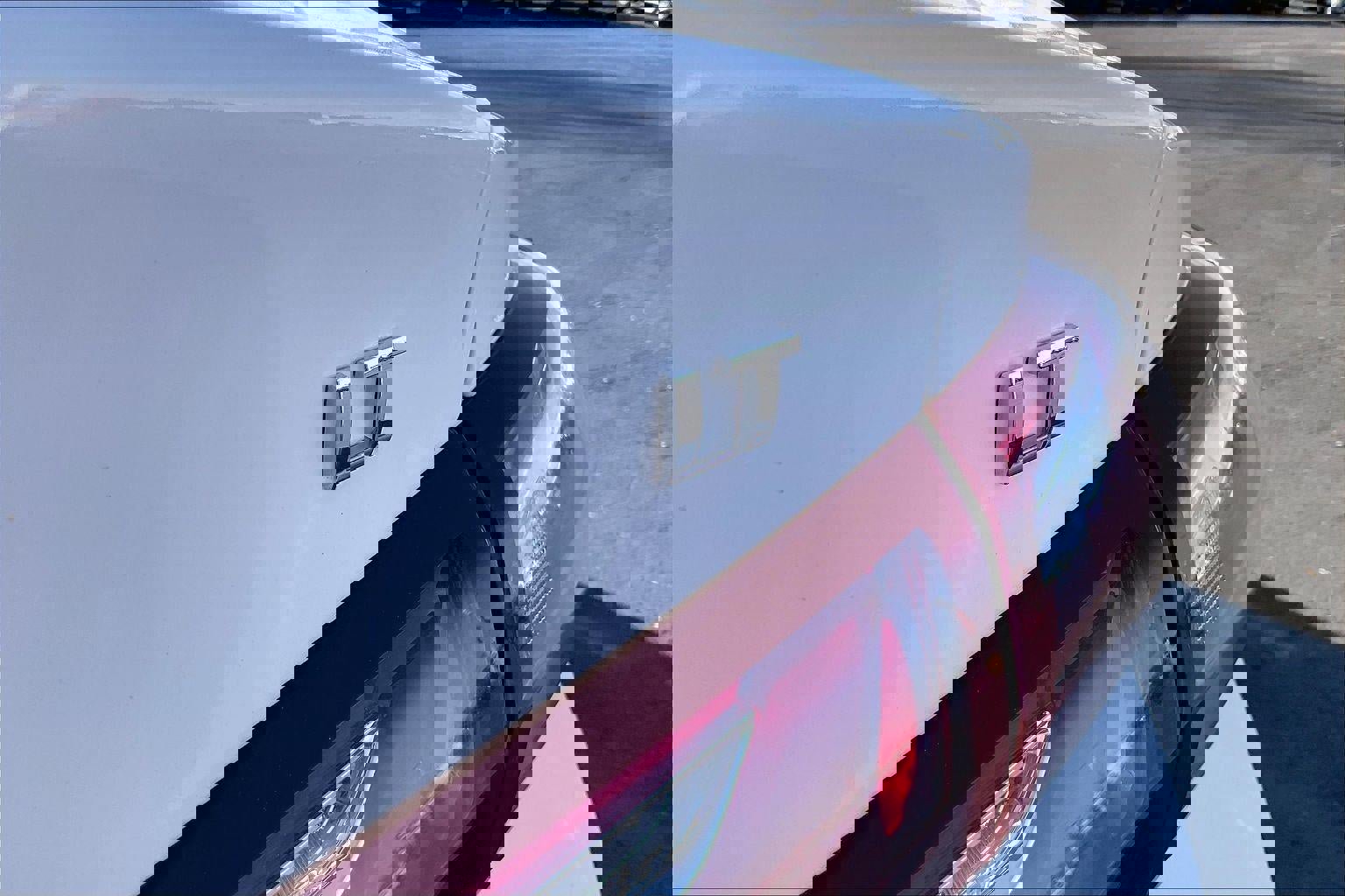 Used 2020 Chevrolet Malibu LT image 8