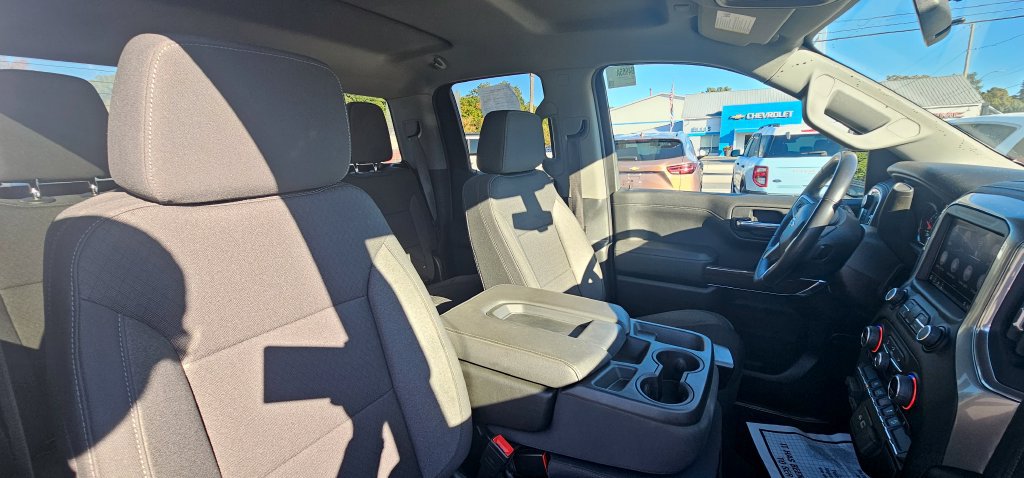 Used 2022 Chevrolet Silverado 1500 RST w/ Z71 Off-Road Package AWD/4WD image 23