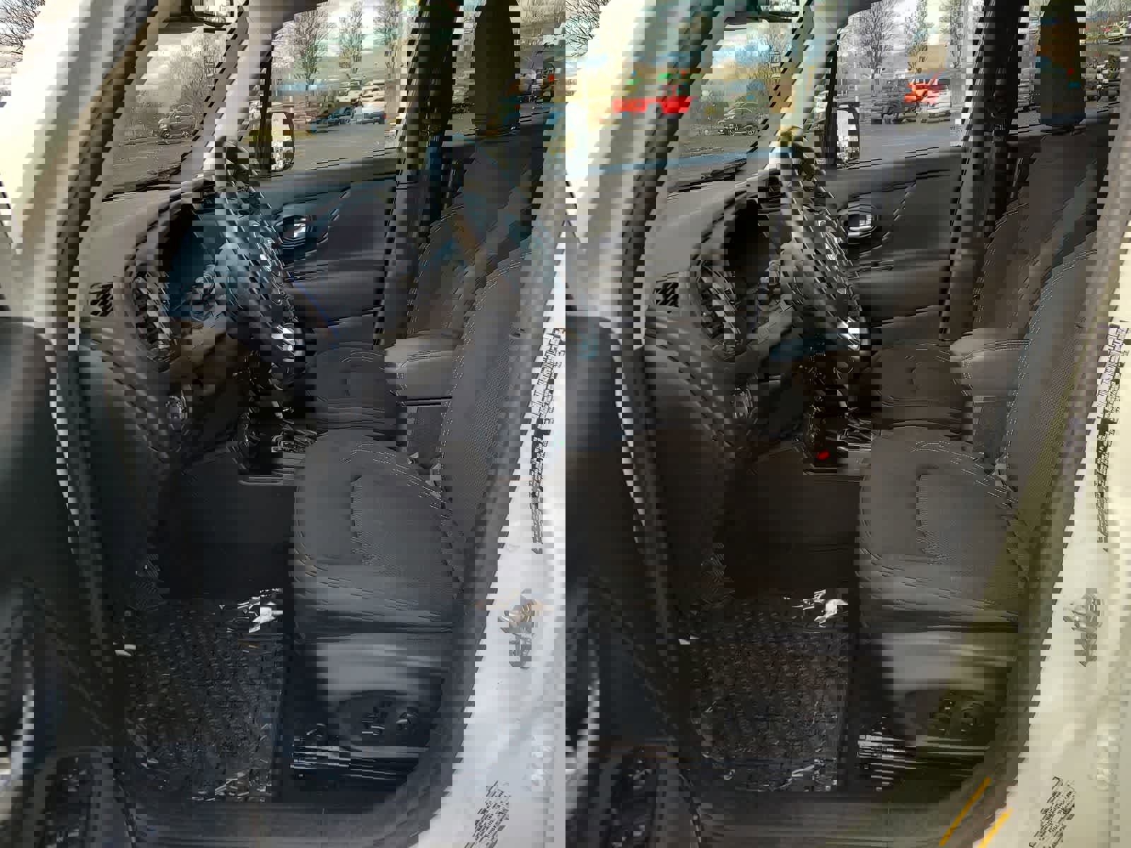 Used 2023 Jeep Renegade Altitude w/ Sun/Sound Group image 19