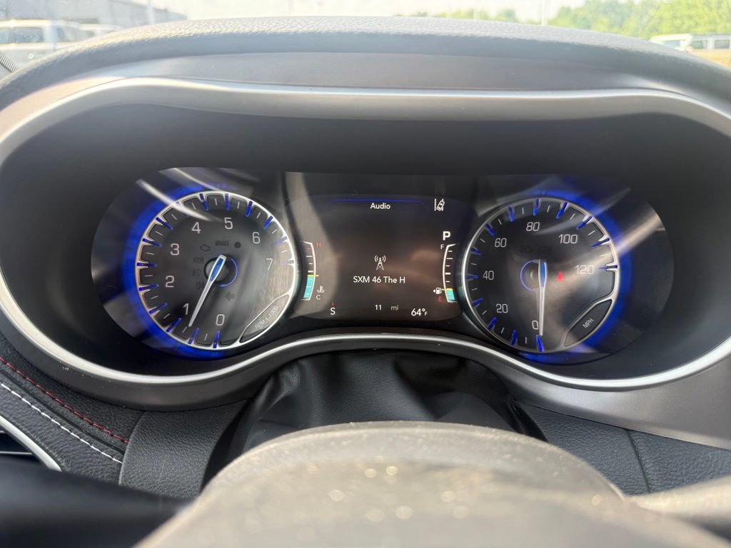 New 2027 Chrysler Pacifica Select FWD image 22