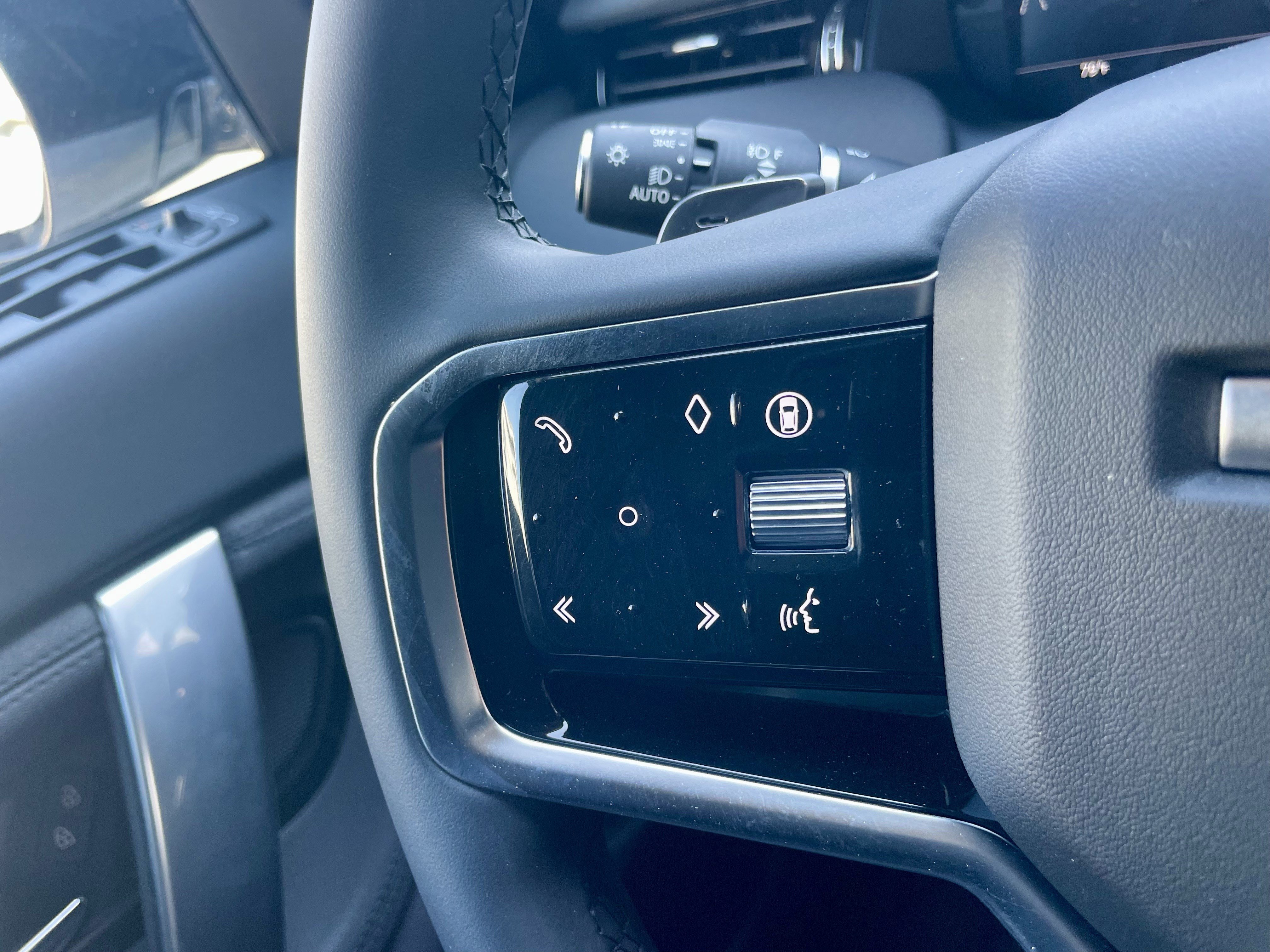 Certified 2025 Land Rover Discovery Sport S AWD/4WD image 23