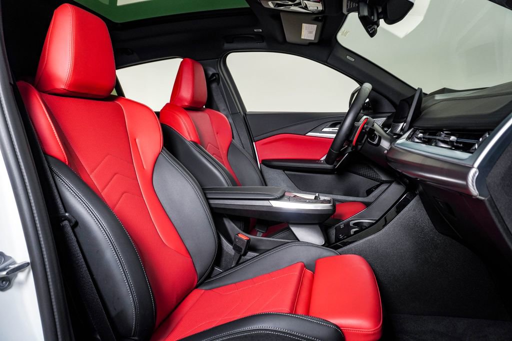 Used 2025 BMW X2 M35i w/ Premium Package image 15