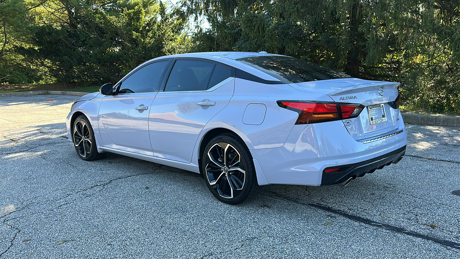 Certified 2023 Nissan Altima 2.5 SR w/ SR Premium Package AWD/4WD image 7
