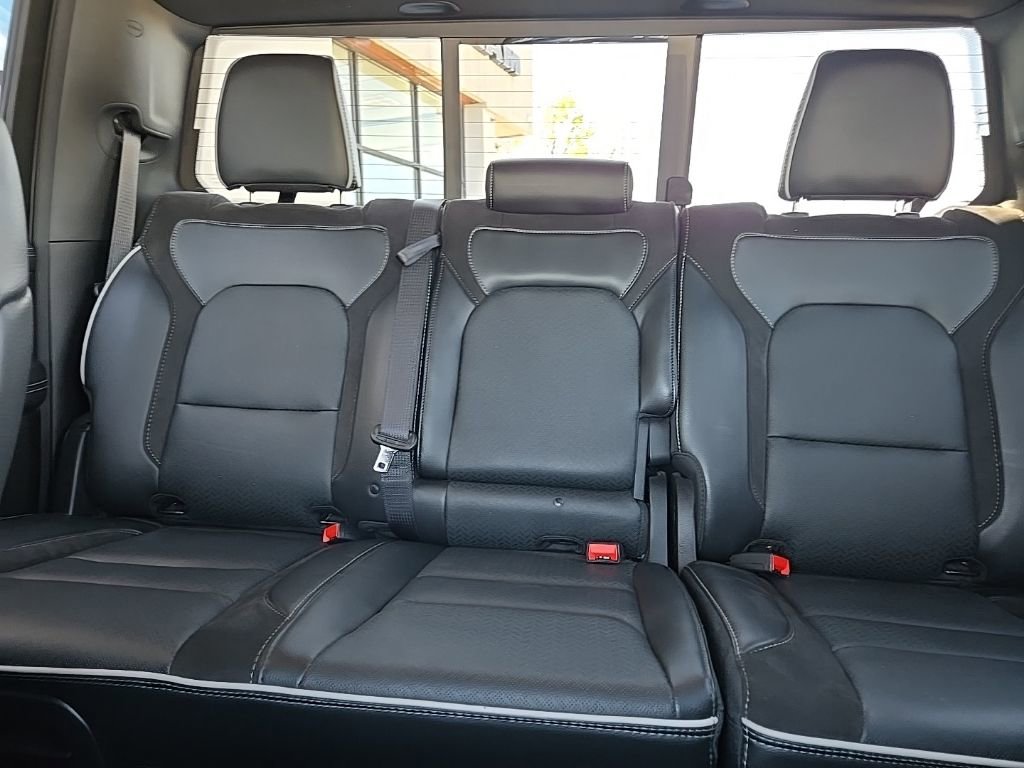 Used 2025 RAM 1500 Laramie w/ Sport Appearance Package AWD/4WD image 41