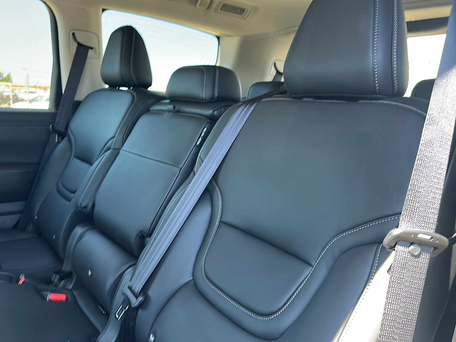 New 2026 Nissan Armada SV image 16