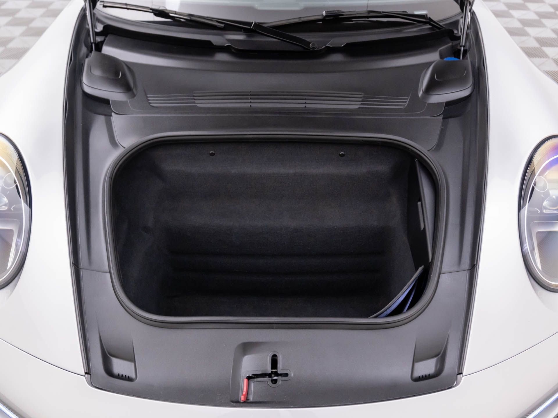 Used 2020 Porsche 911 Carrera 4S image 29